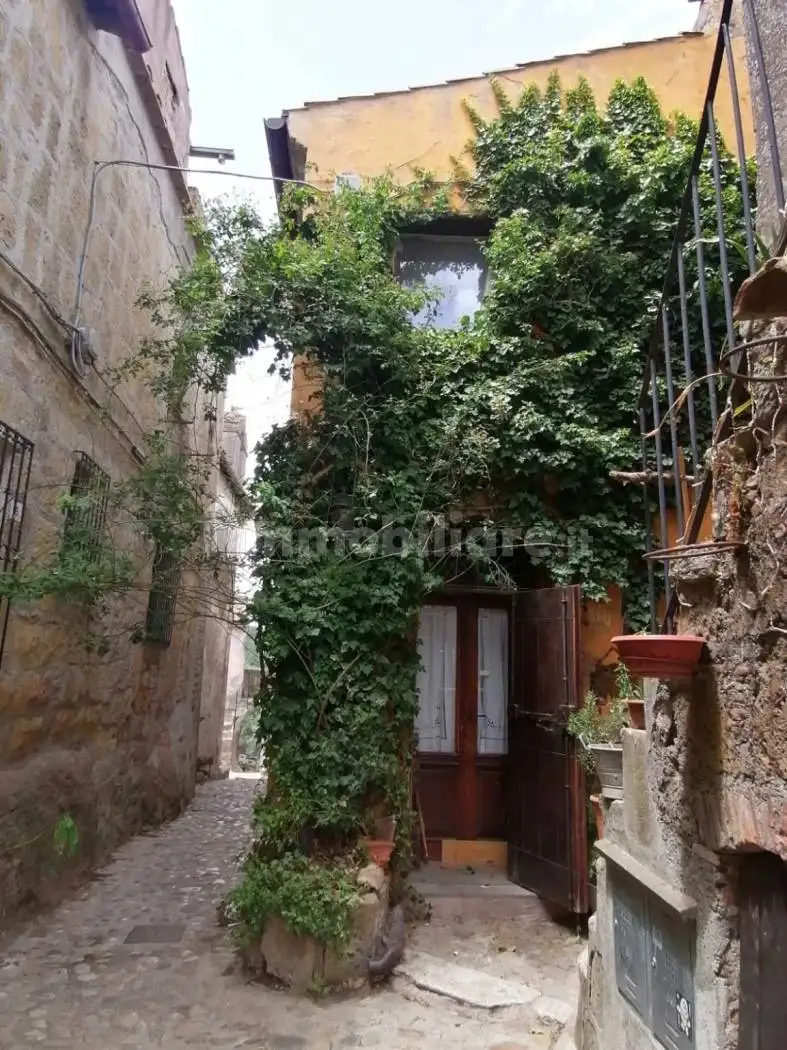 Appartamento in vendita a Calcata