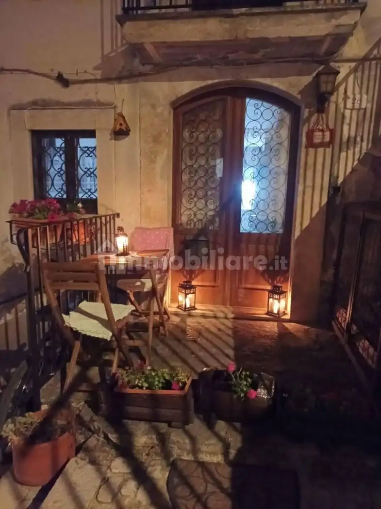 Casa indipendente in vendita a Civitella Alfedena