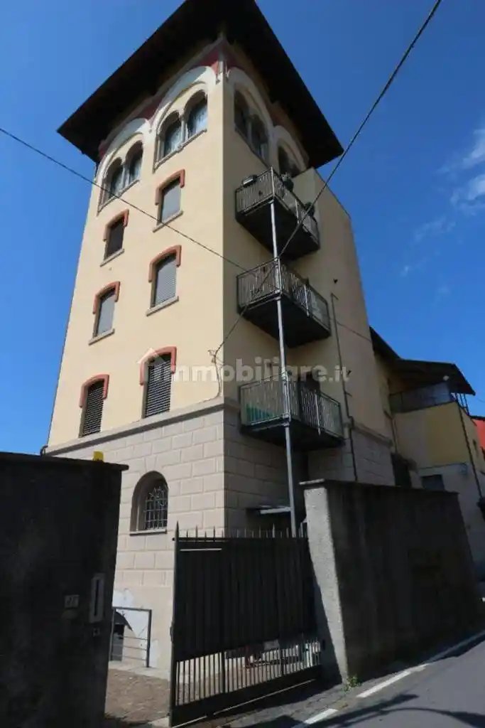 Appartamento in vendita a Verbania