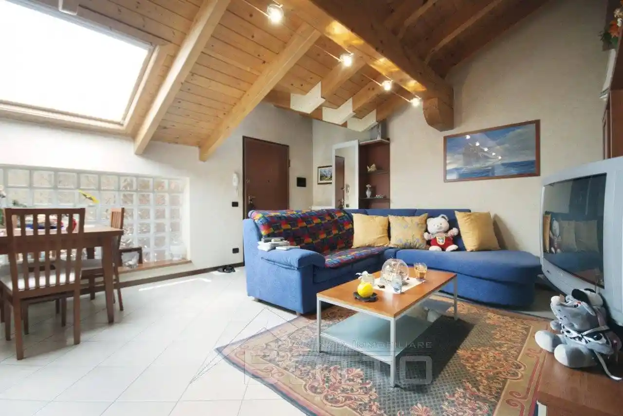 Appartamento in vendita a Serravalle Sesia