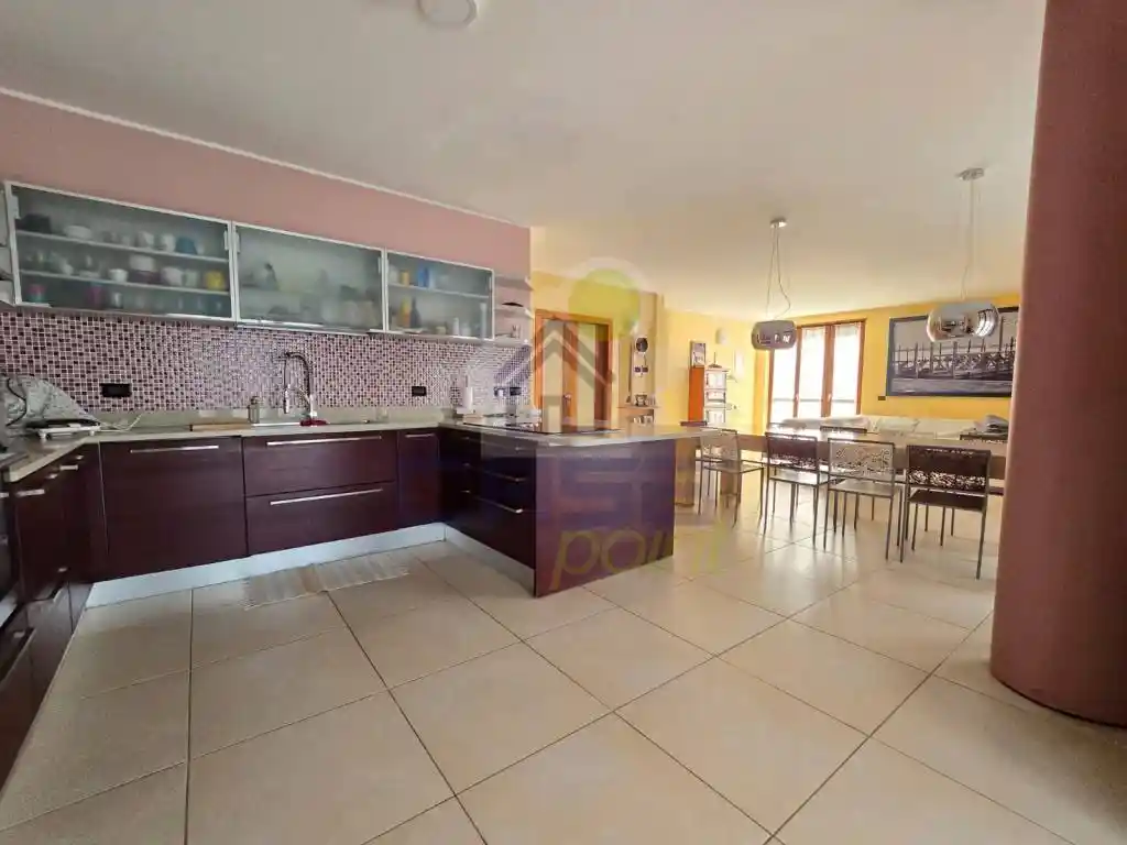 Terratetto unifamiliare piazza del Municipio 1, Santa Maria Dei Sabbioni, Cappella Cantone - foto 3