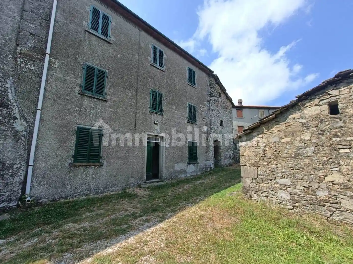 Casa indipendente in vendita a Sambuca Pistoiese