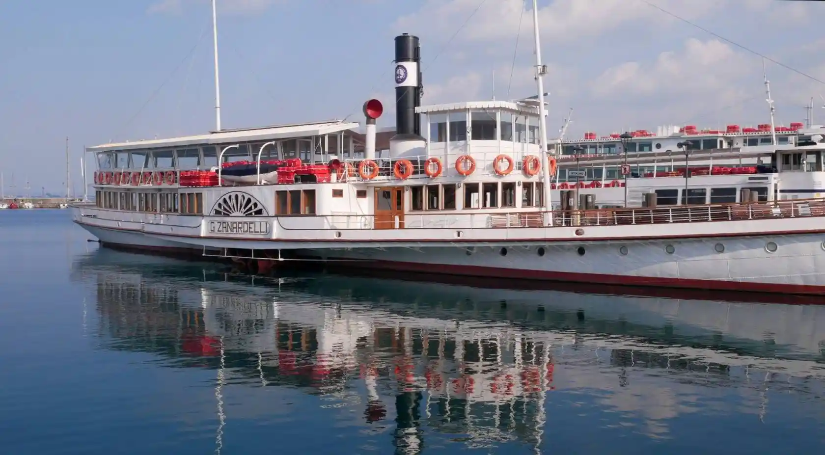 Palazzo - Edificio in vendita a Desenzano del Garda