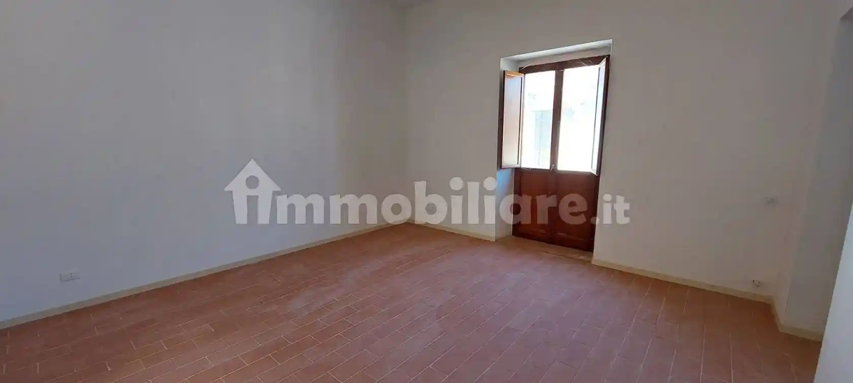 Terratetto plurifamiliare via Nicolò, Centro, Isola del Gran Sasso d'Italia - foto 3