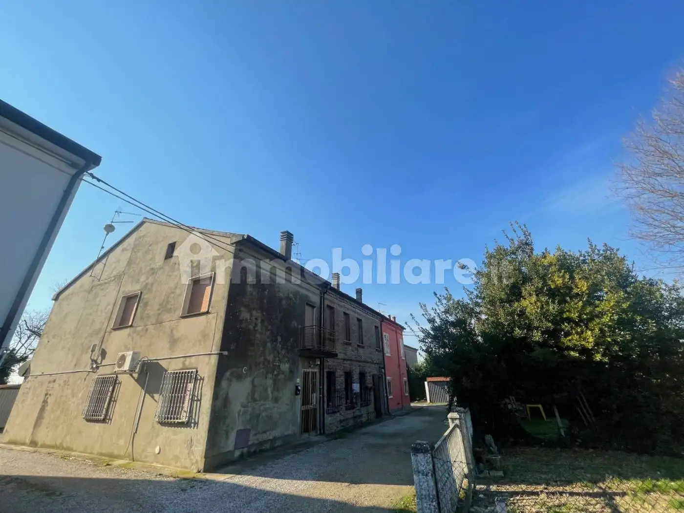 Casa indipendente in vendita a Ferrara