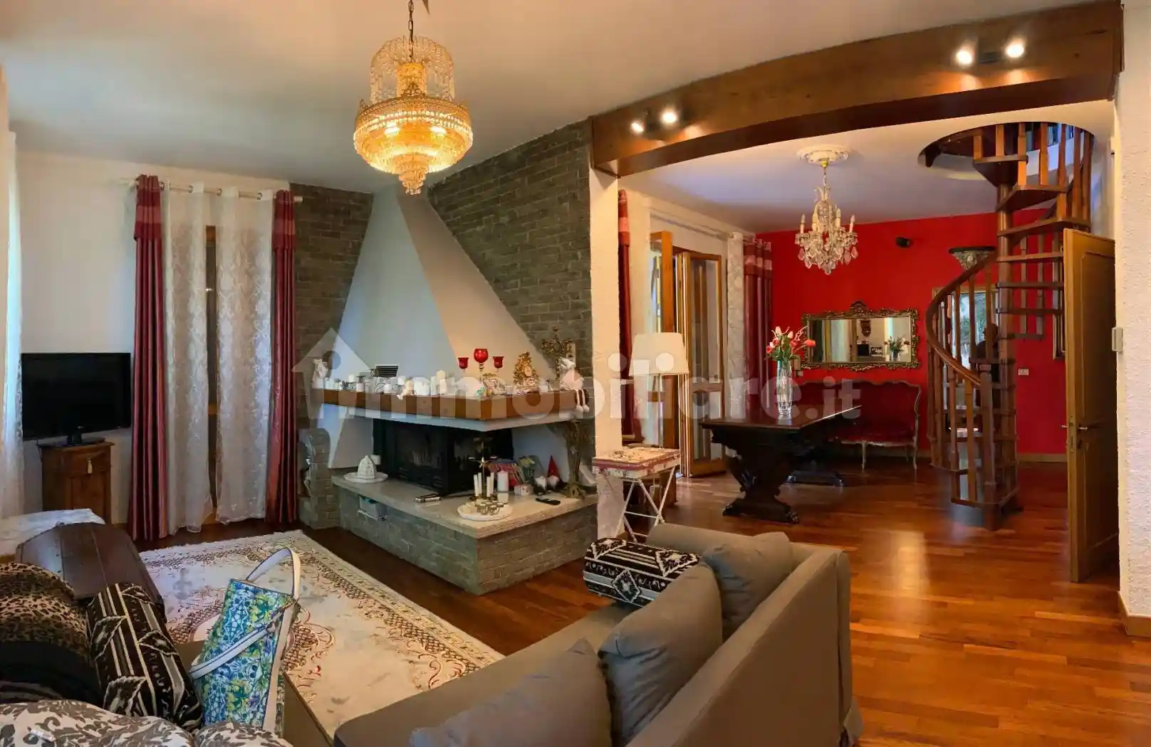 Villa in vendita a Quattro Castella