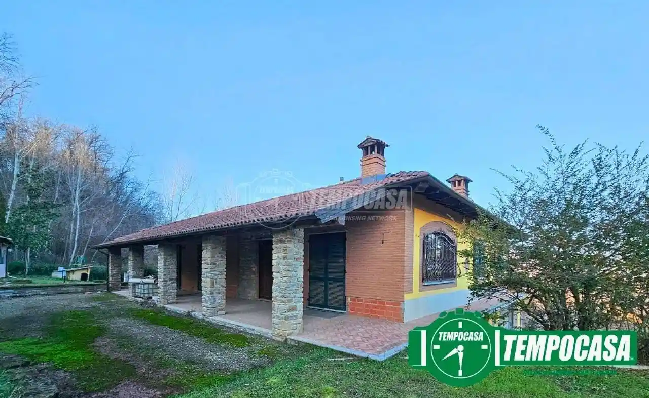 Villa in vendita a Acqui Terme