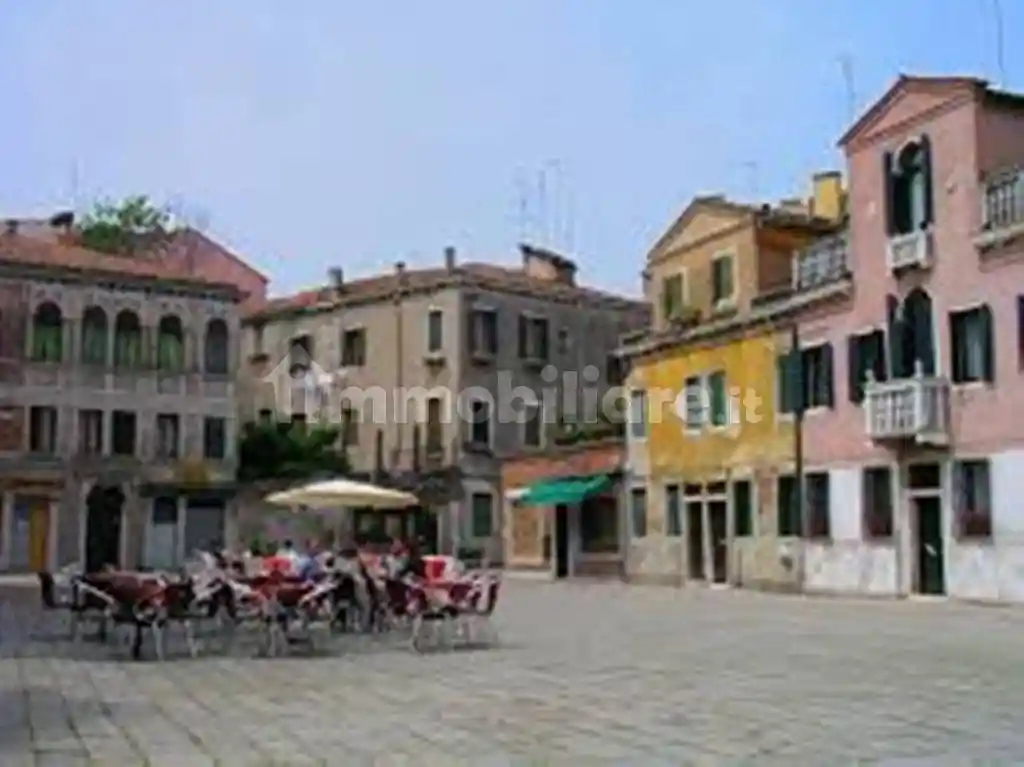 Appartamento in vendita a Venezia