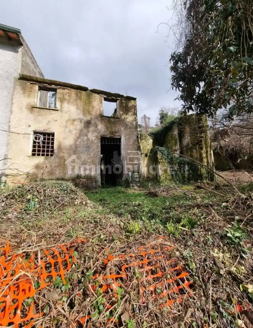 Rustico - Casale in vendita a Pietrasanta