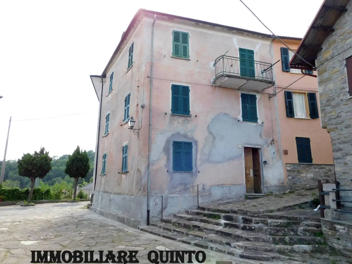 Casa indipendente in vendita a Rezzoaglio