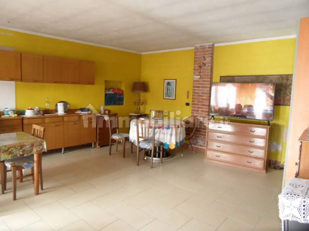 Casa indipendente in vendita a Bagnasco