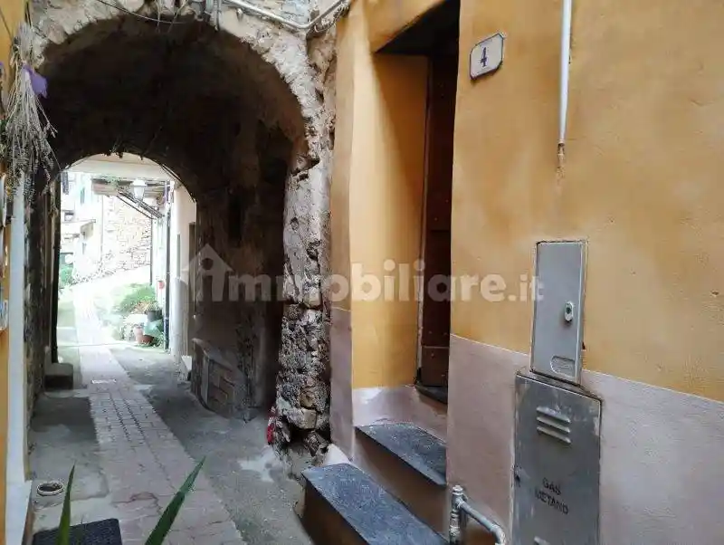 Rustico - Casale in vendita a Pietrabruna