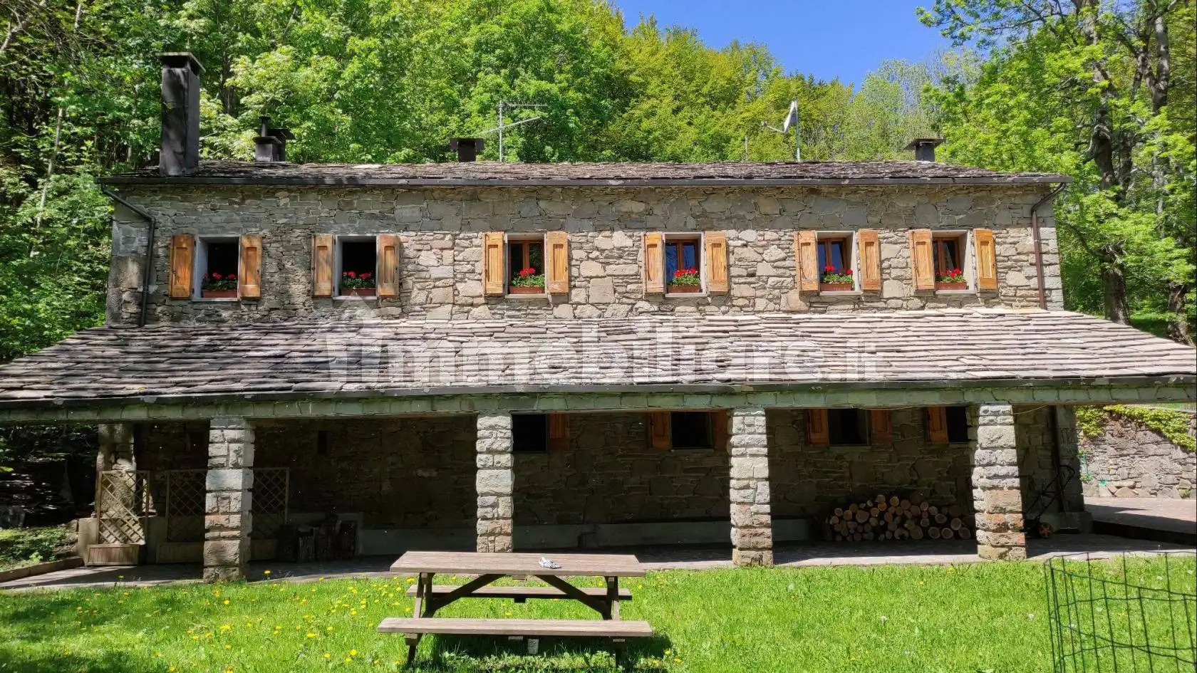 Rustico - Casale in vendita a Lizzano in Belvedere