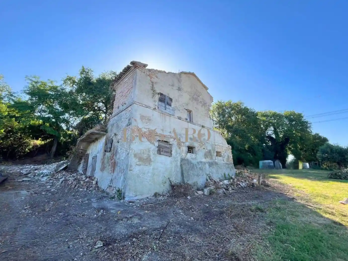 Rustico - Casale in vendita a Ancona