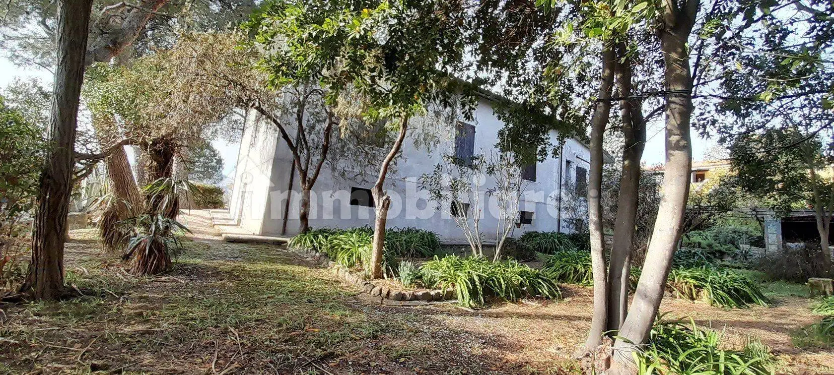 Villa in vendita a Ancona