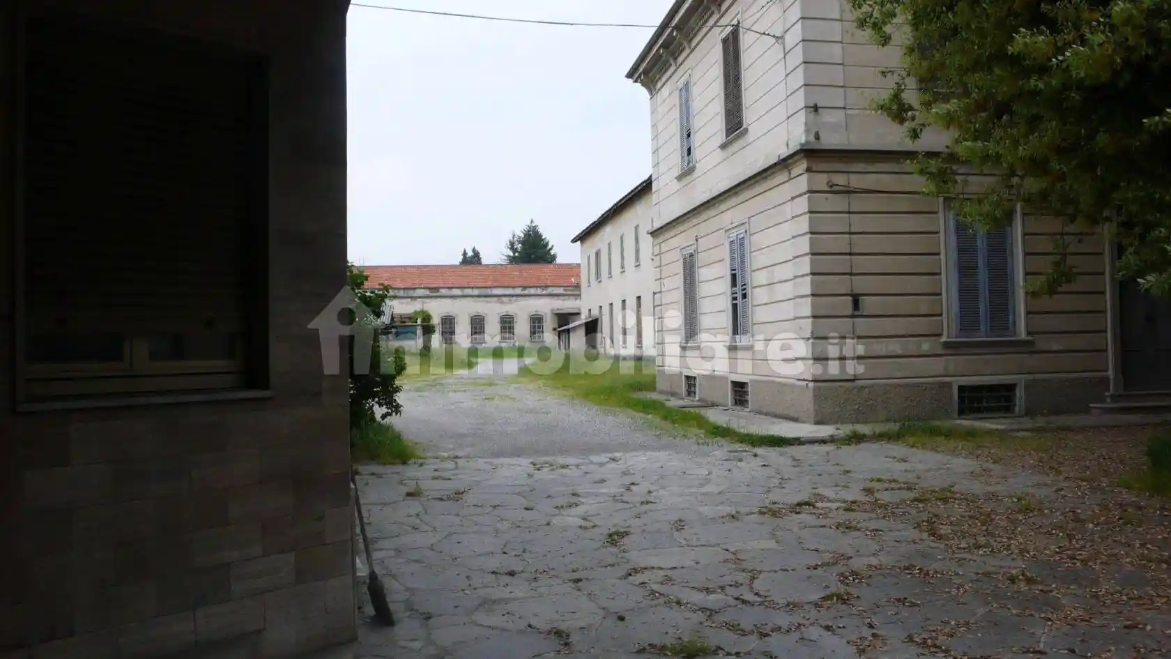 Palazzo - Edificio in vendita a Lentate sul Seveso