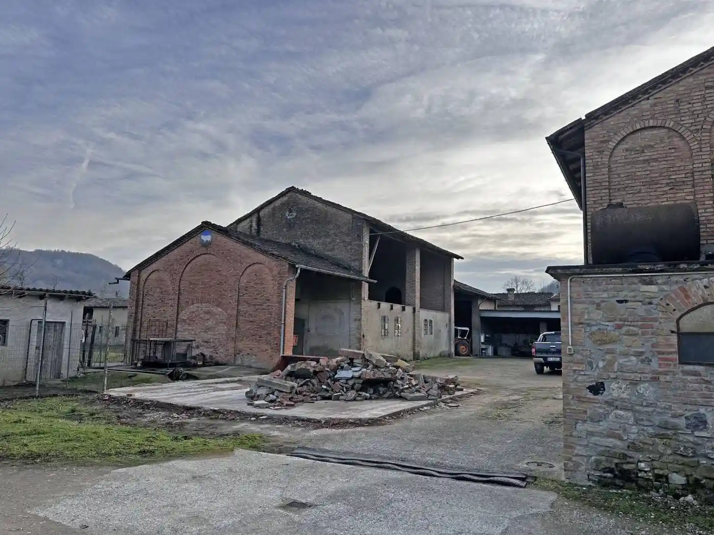 Rustico - Casale in vendita a Castell'Arquato