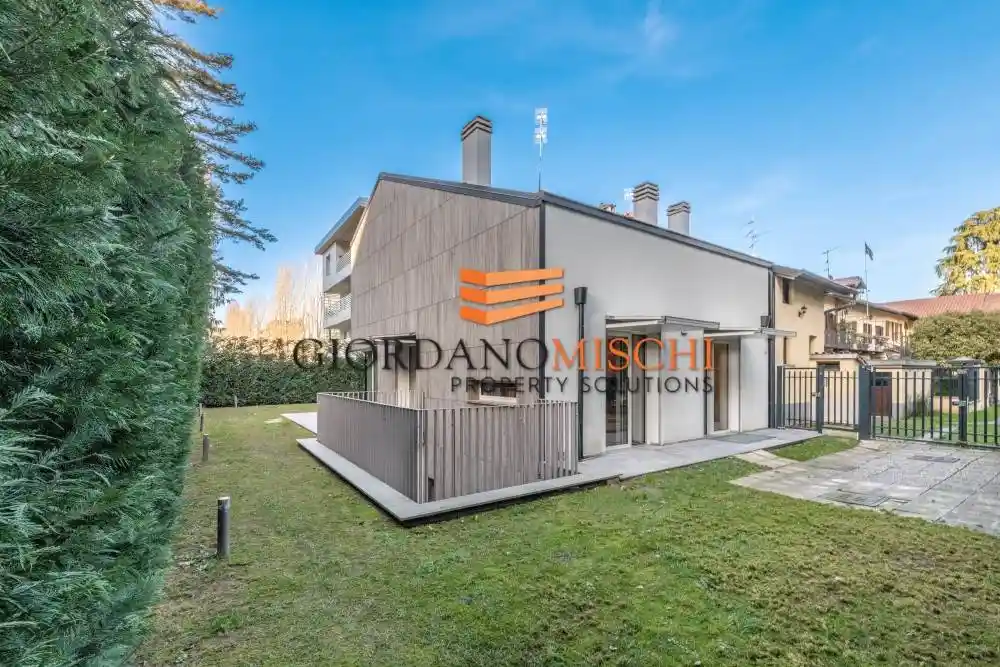 Villa in vendita a Monza