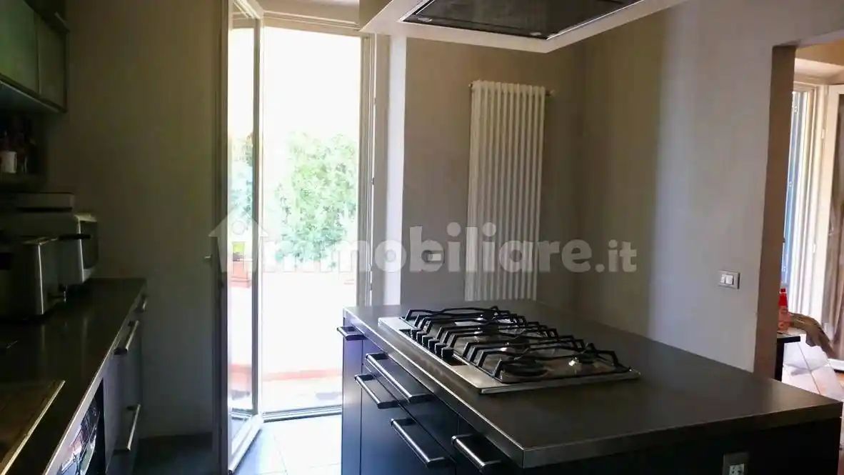 Villa in vendita a Cascina