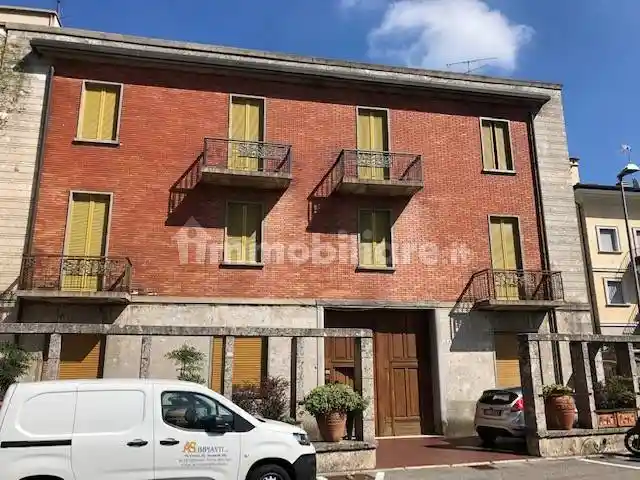 Appartamento in vendita a Casatenovo