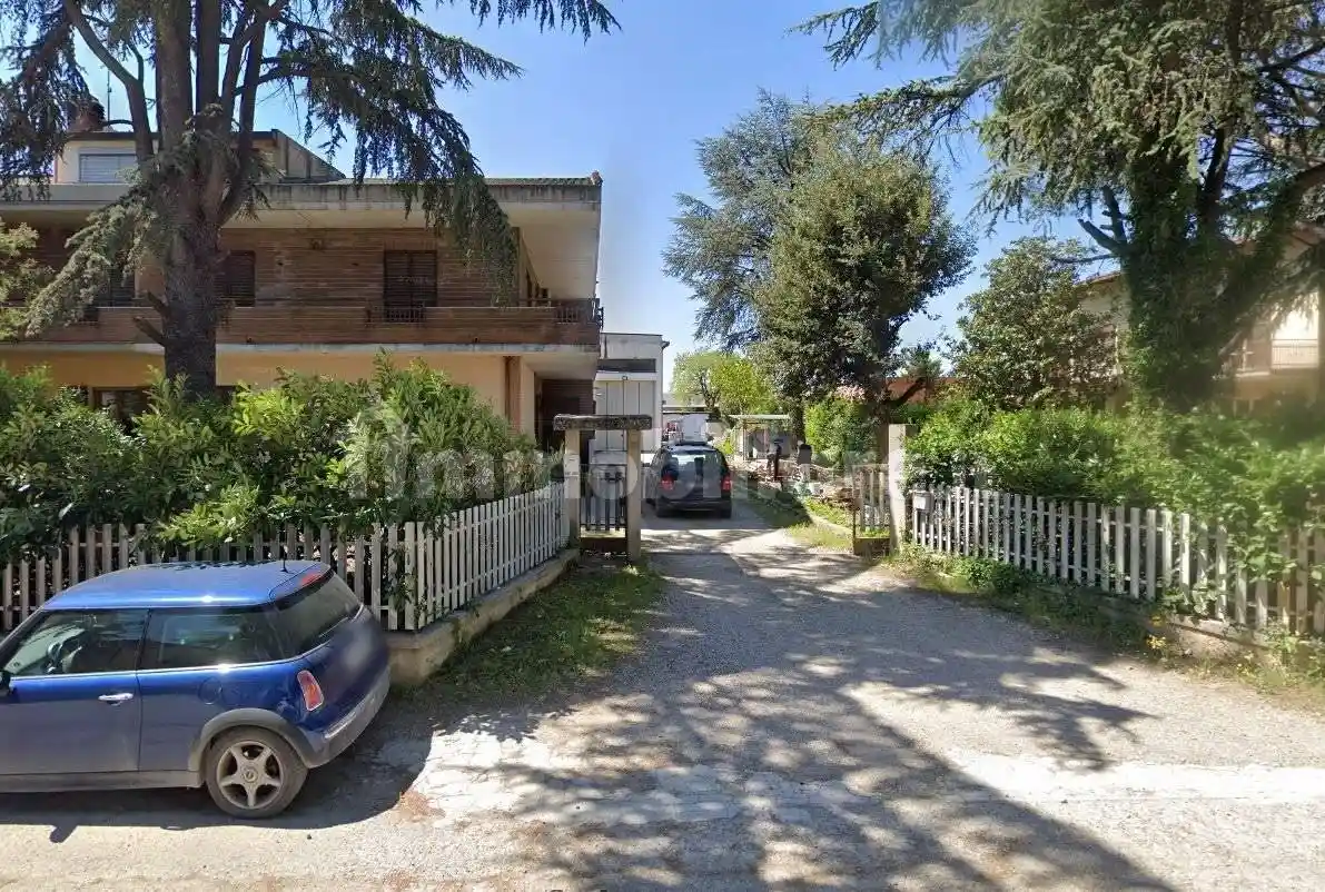 Casa indipendente in vendita a Perugia