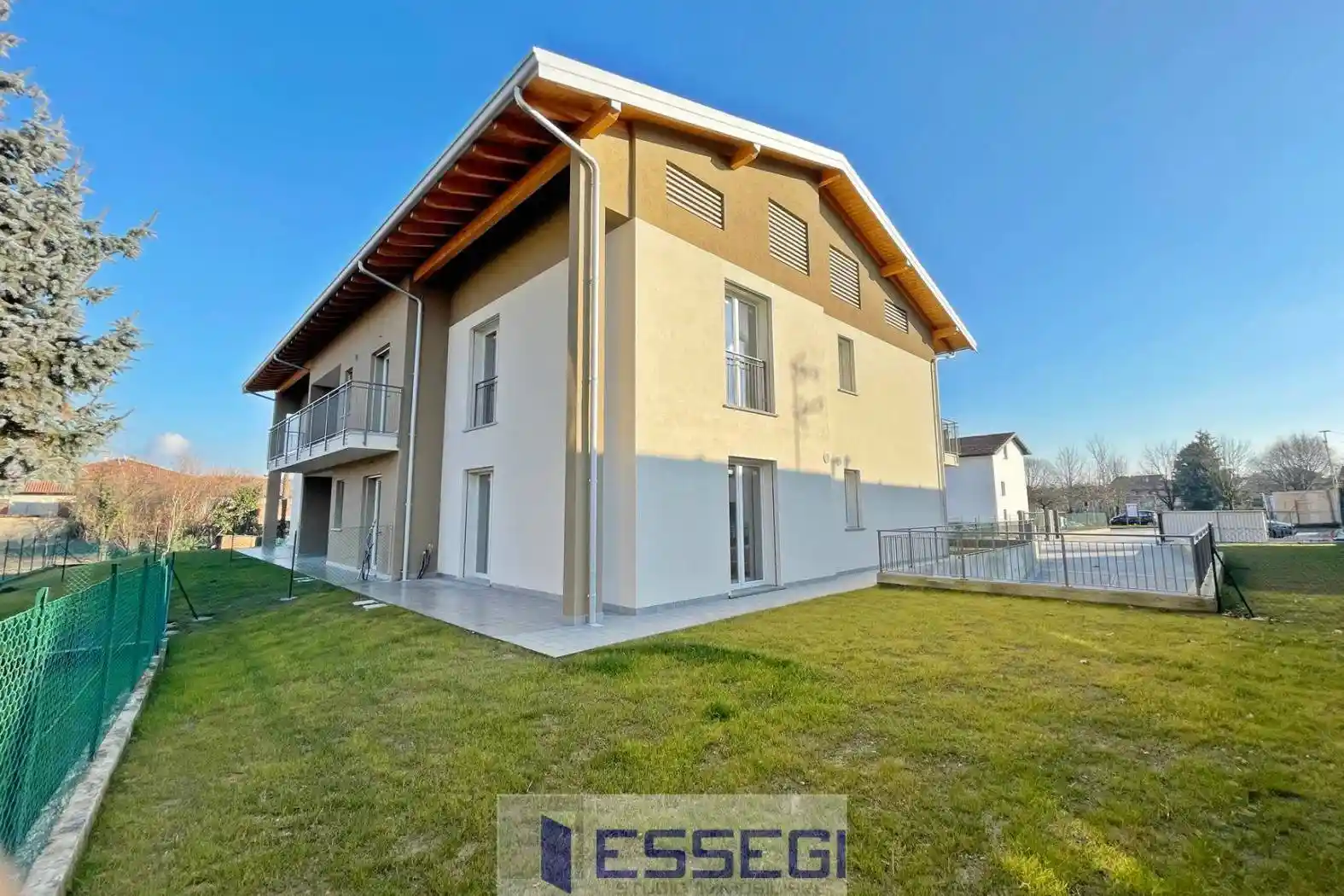 Appartamento in vendita a Alzate Brianza