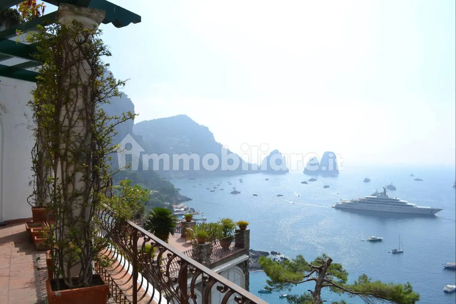 Appartamento in affitto a Capri