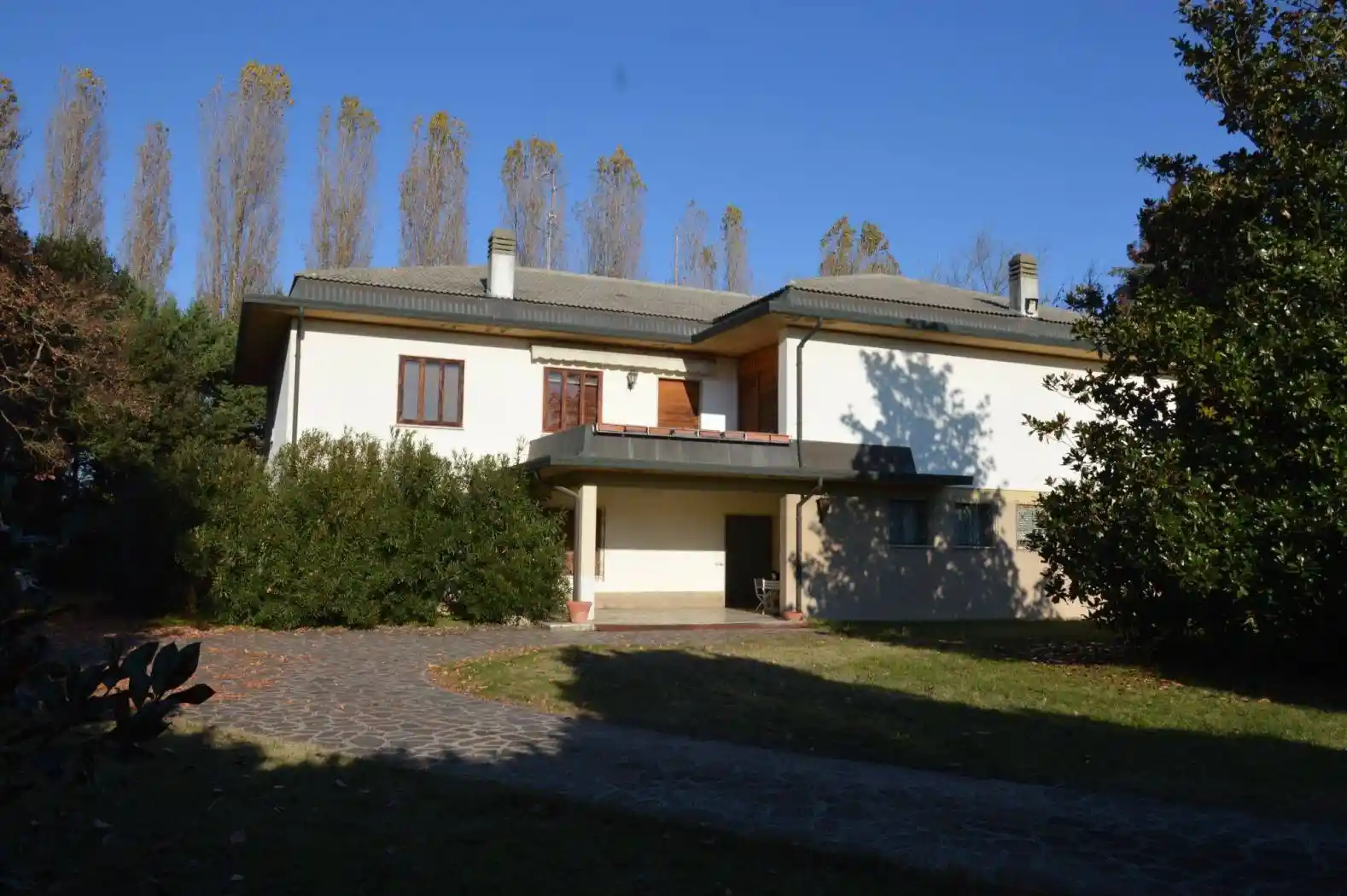 Villa in vendita a Roncoferraro