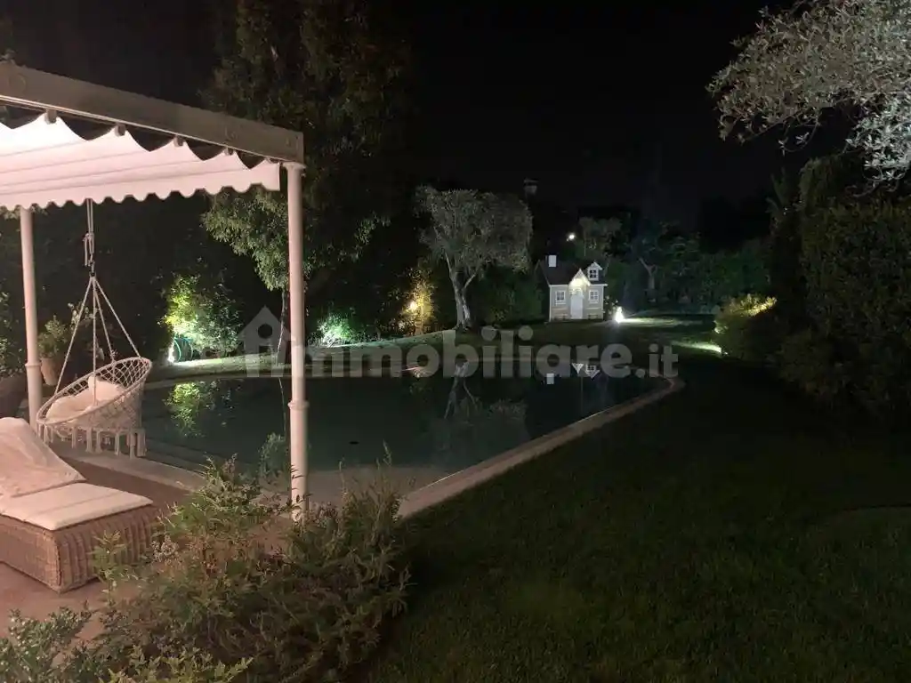 Villa in affitto a Forte dei Marmi