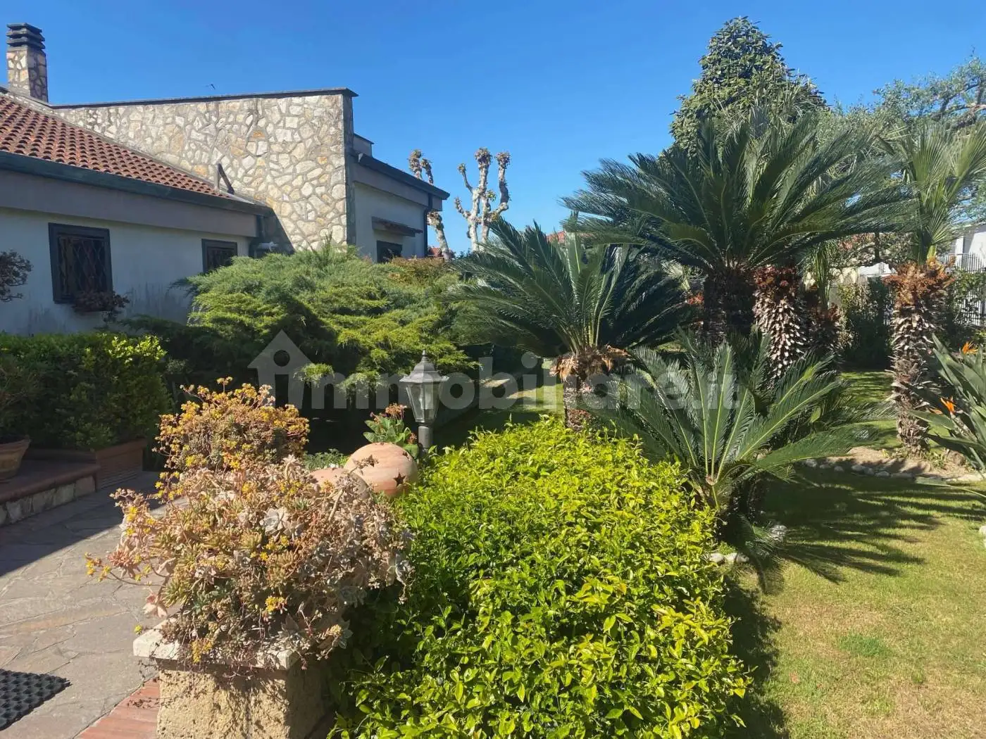 Villa in vendita a Giugliano in Campania