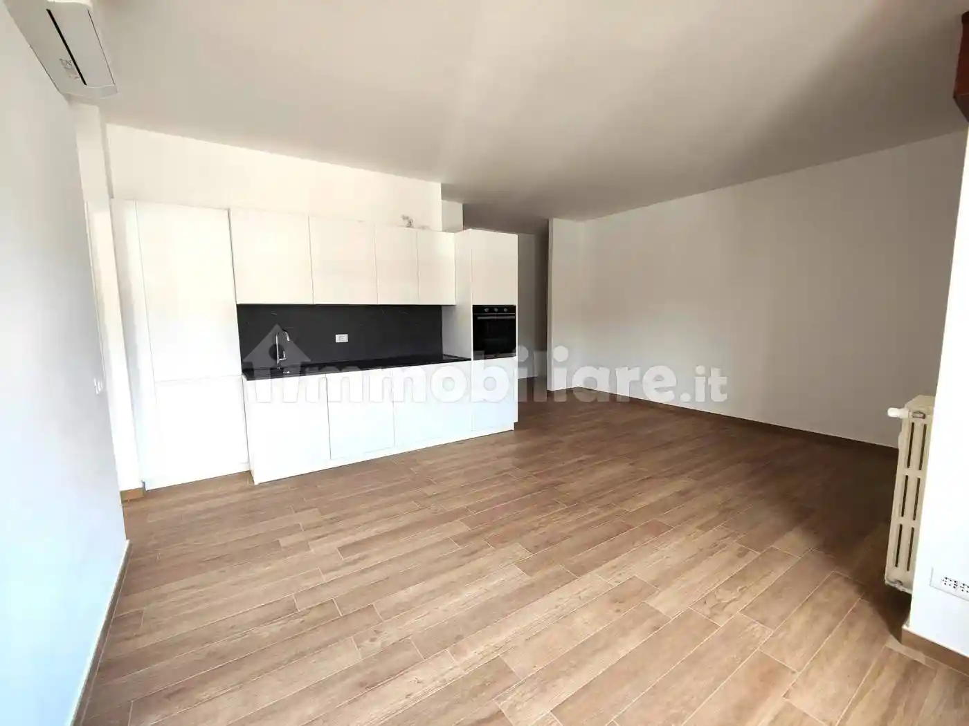 Trilocale via Silvestro Sanvito 82, Masnago, Varese - foto 2