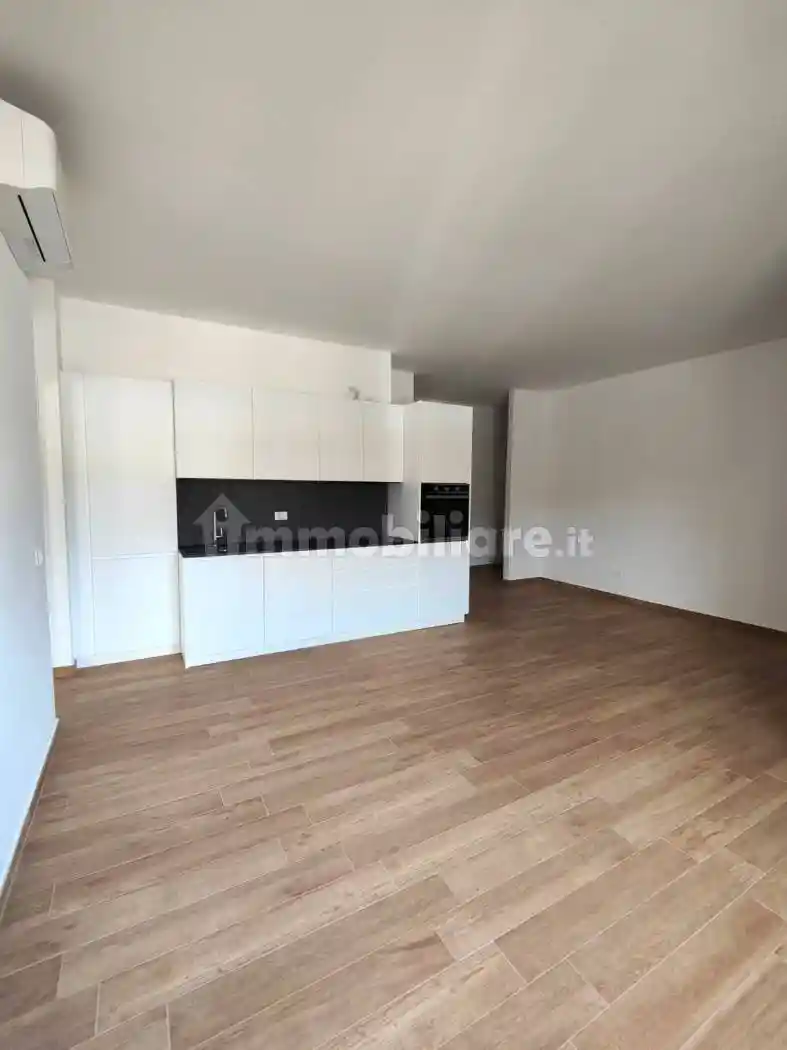 Trilocale via Silvestro Sanvito 82, Masnago, Varese - foto 3