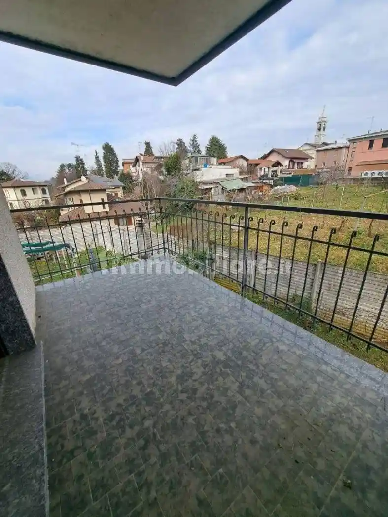 Appartamento in vendita a Oggiona con Santo Stefano