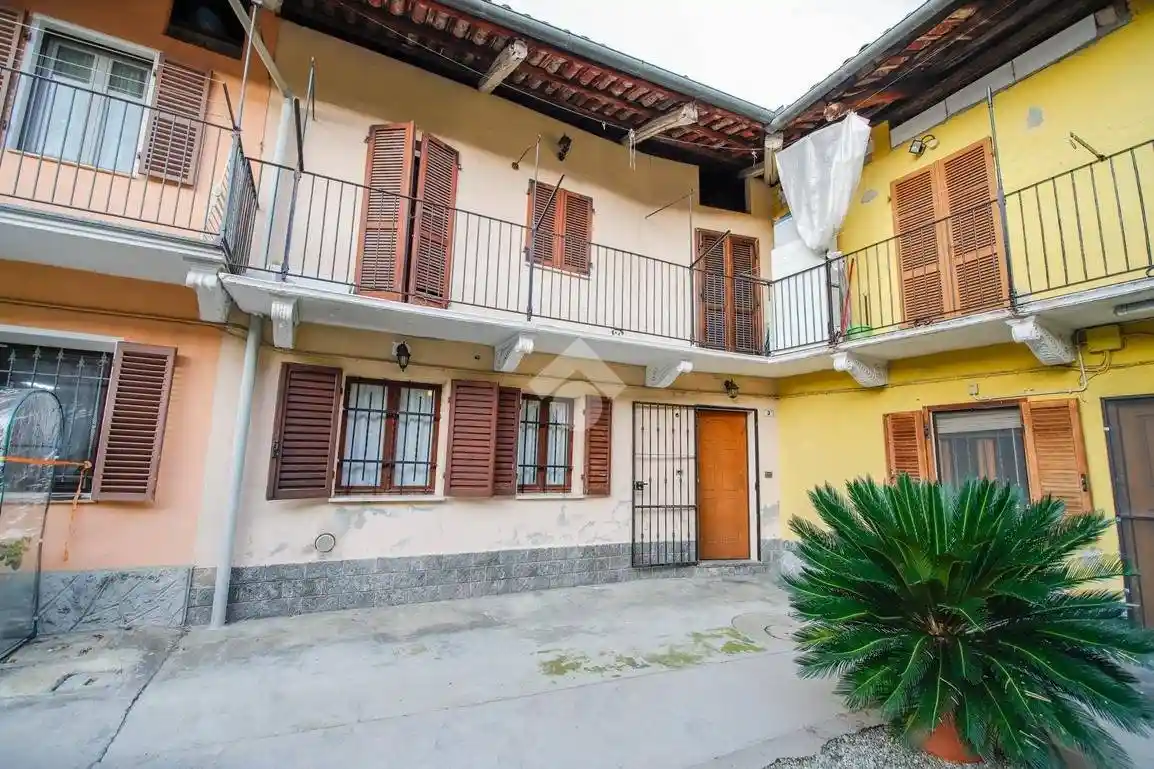 Casa indipendente in vendita a Lombardore