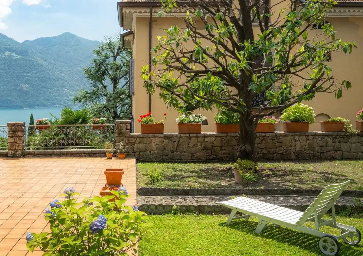 Villa in vendita a Lovere