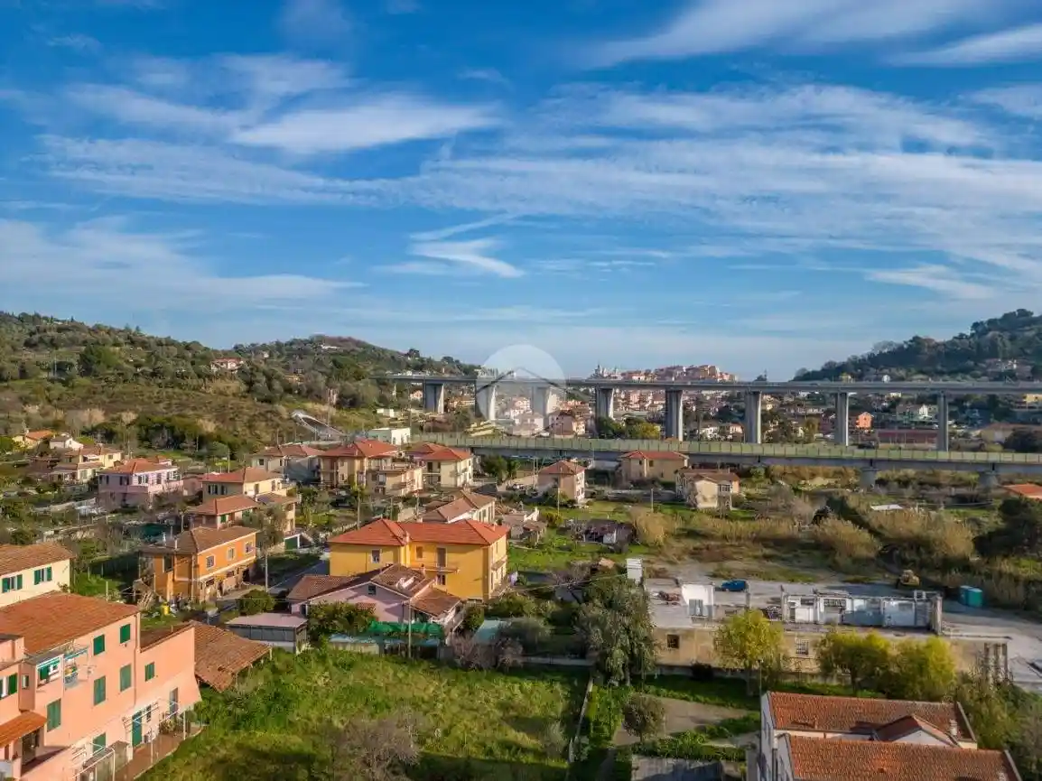 Rustico - Casale in vendita a Imperia