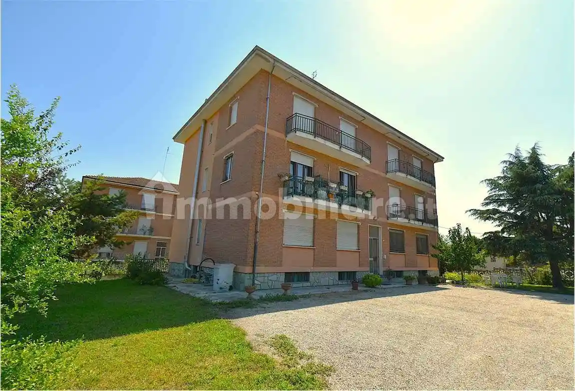 Appartamento in vendita a Canale