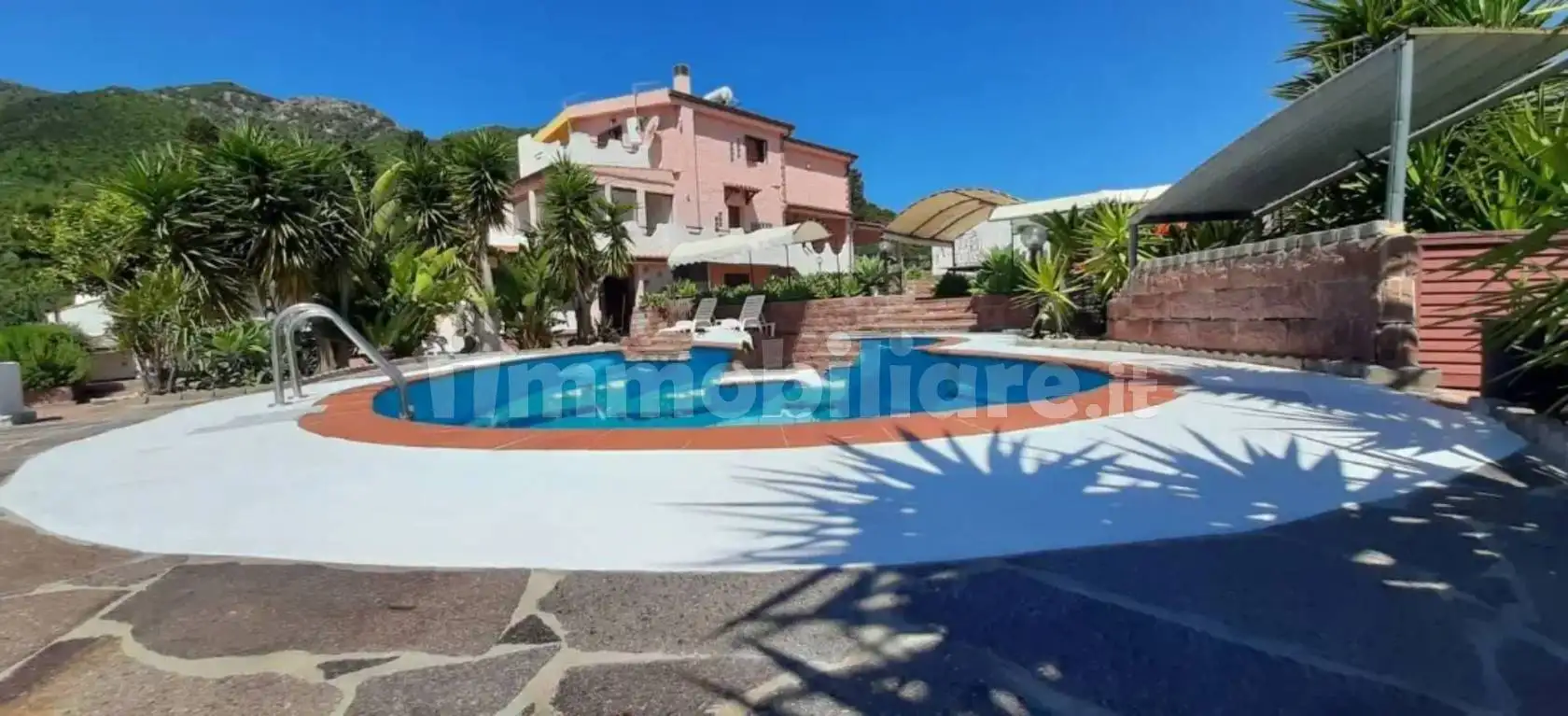 Villa in vendita a Villa San Pietro