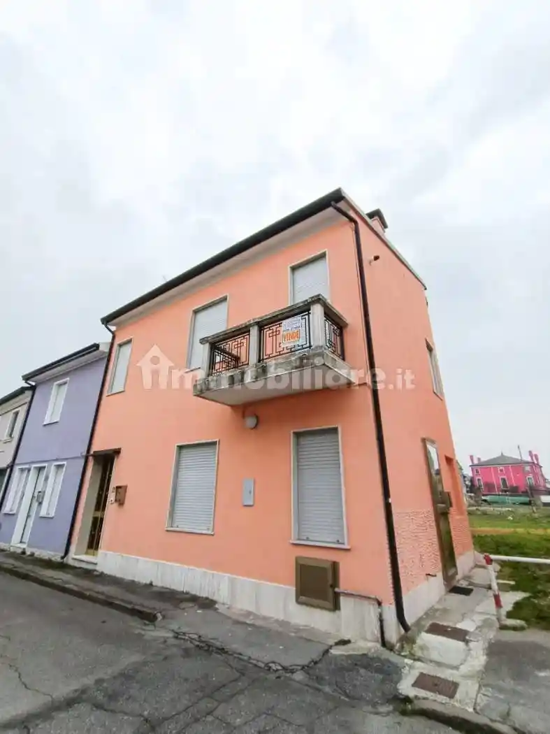 Appartamento in vendita a Adria