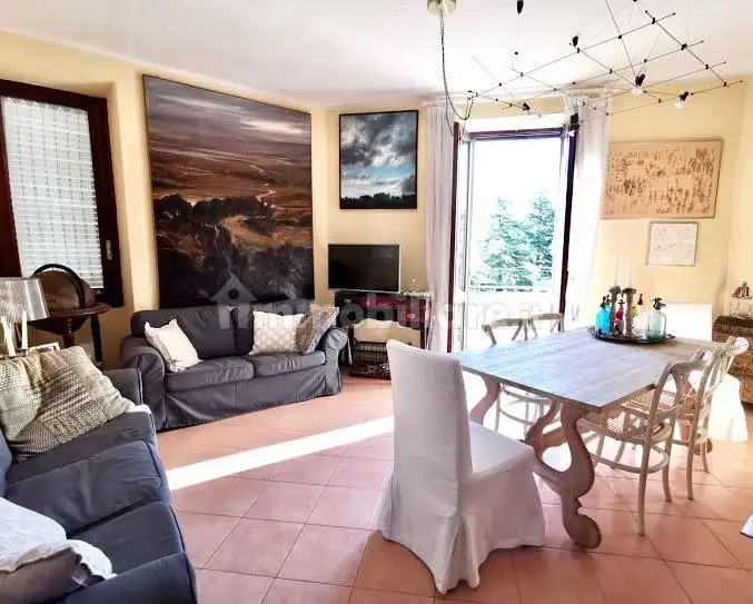 Appartamento in vendita a Bellano