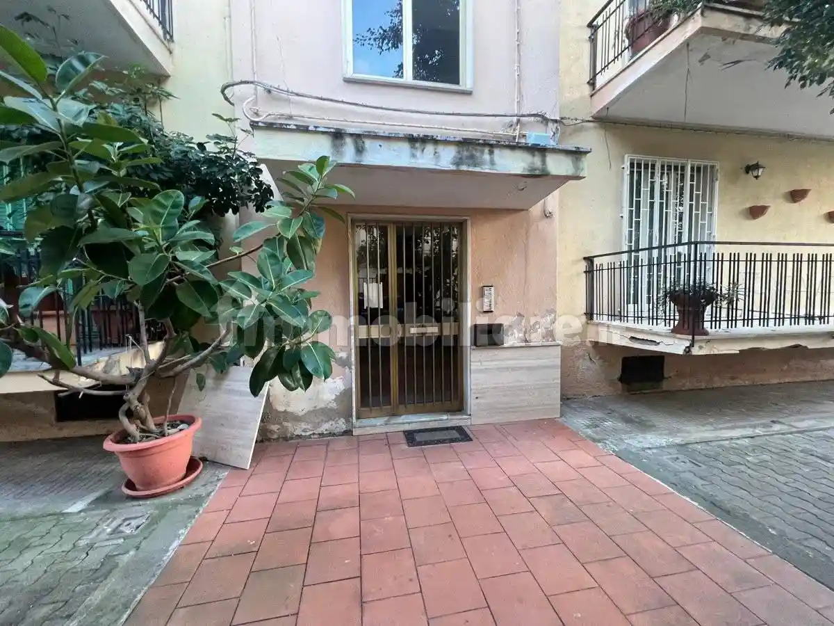 Trilocale via R. Margherita, 165, Centro, Amantea - foto 5