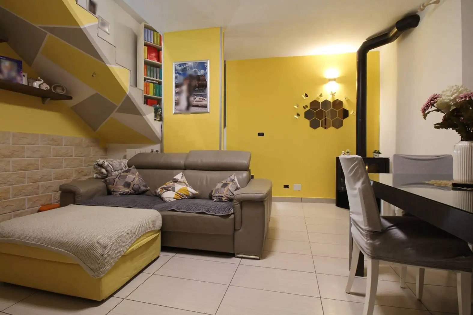 Rustico - Casale in vendita a Prato