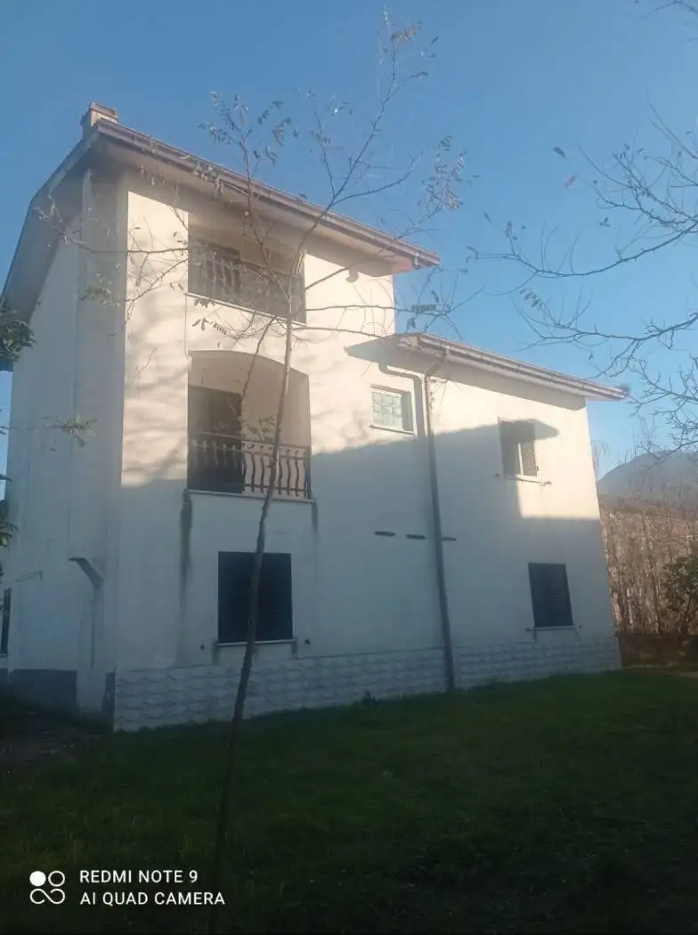 Villa in vendita a Pico