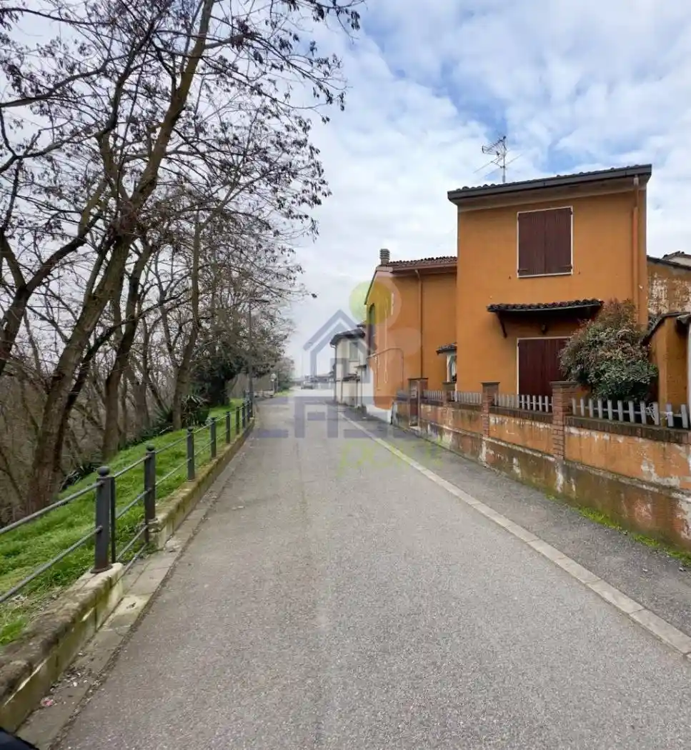 Terratetto unifamiliare via marconi 33, Centro, Crotta d'Adda - foto 3