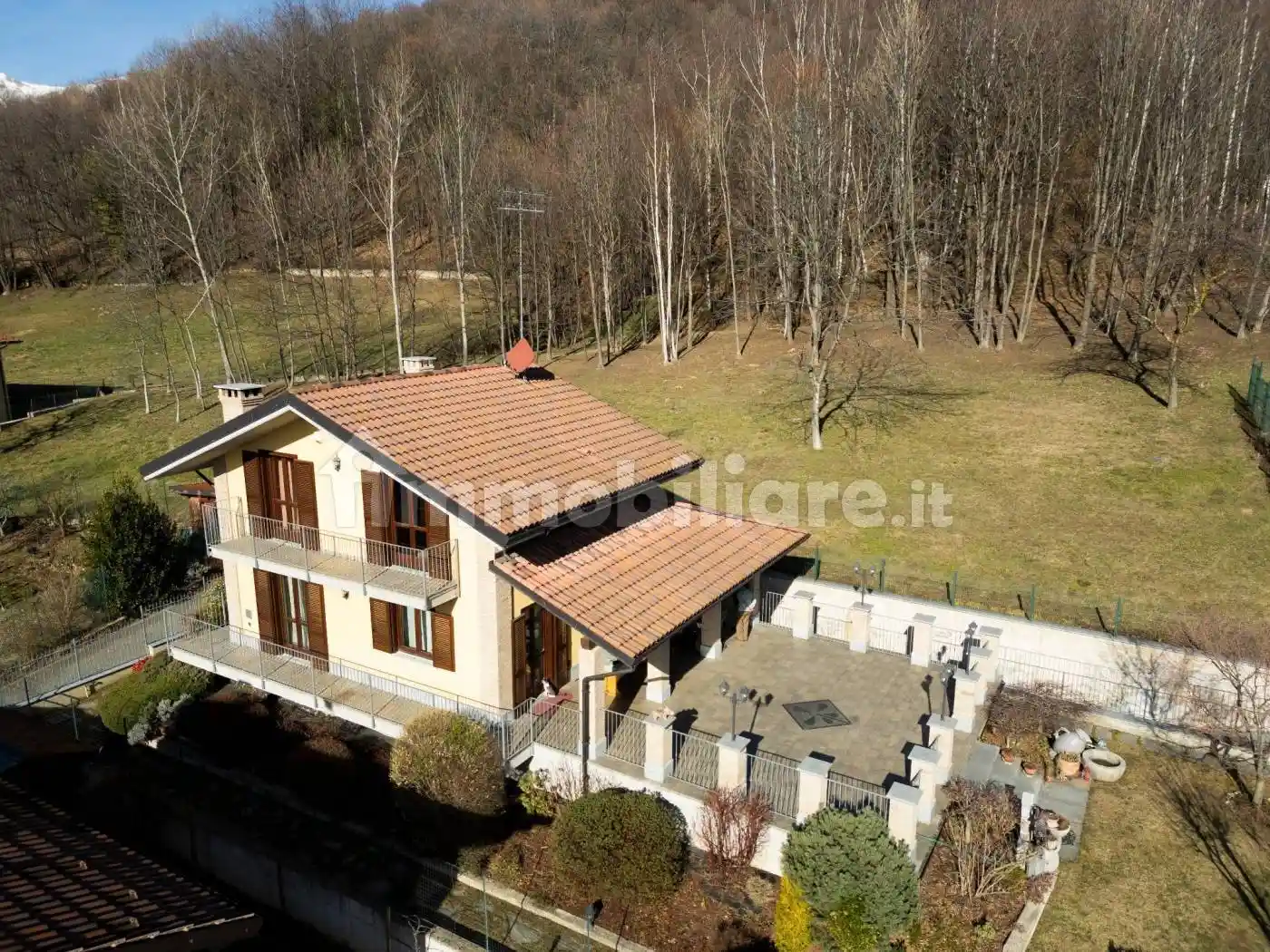 Villa in vendita a Coazze