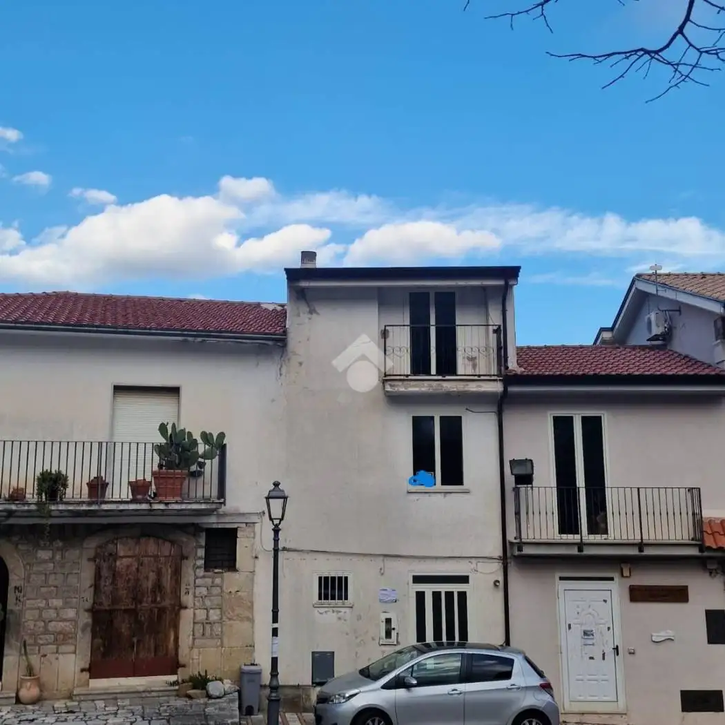 Terratetto plurifamiliare piazza Vittorio Veneto 31, Cautano - foto 2