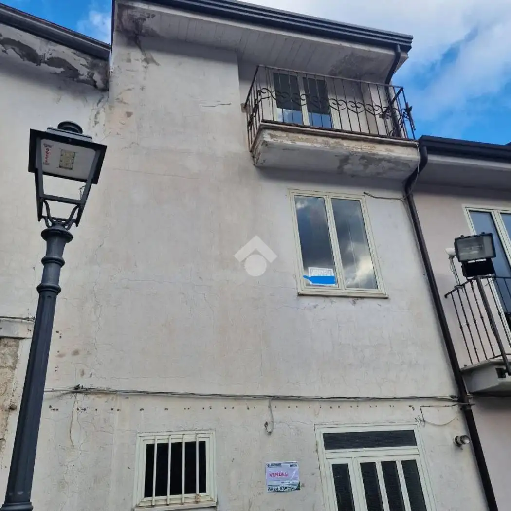 Terratetto plurifamiliare piazza Vittorio Veneto 31, Cautano - foto 3