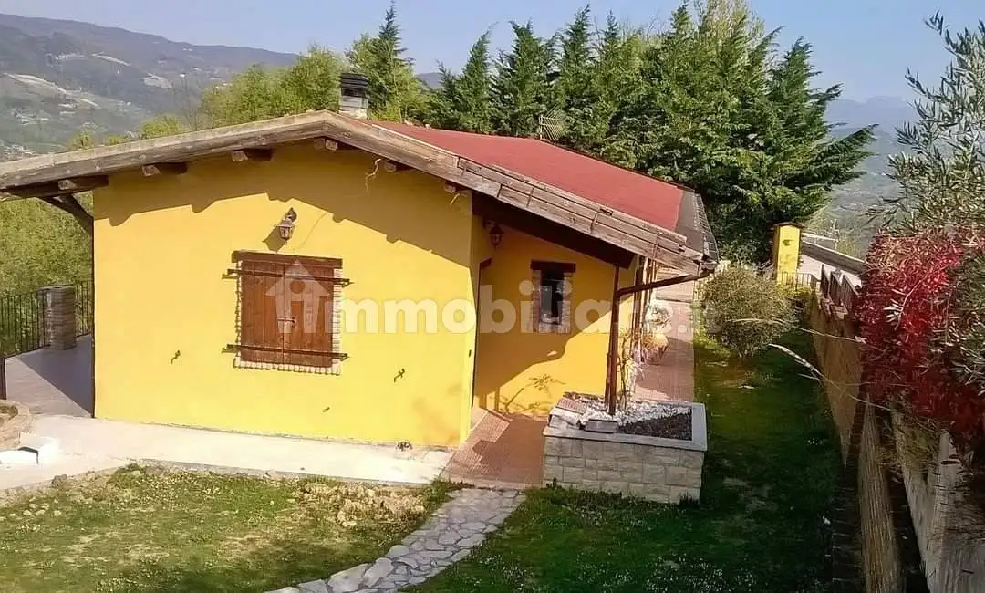 Villa in vendita a Montorio al Vomano