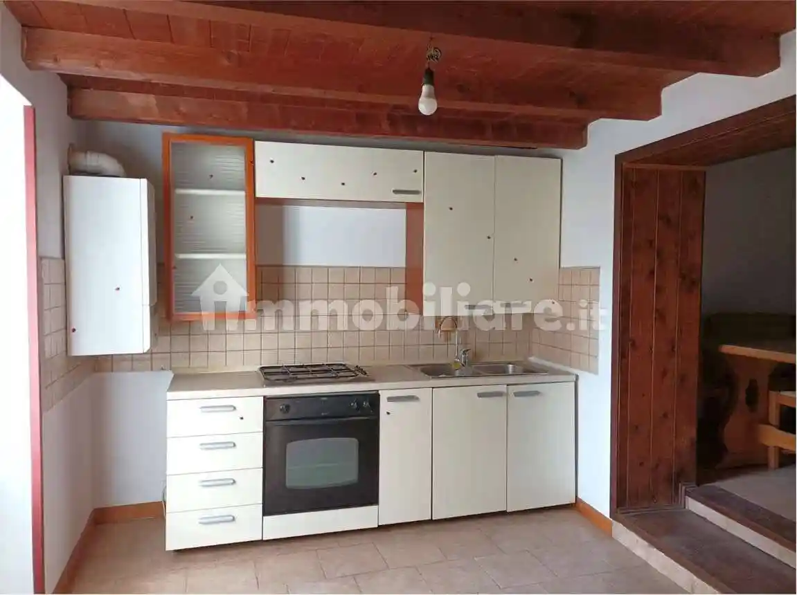 Appartamento in vendita a Ziano Piacentino