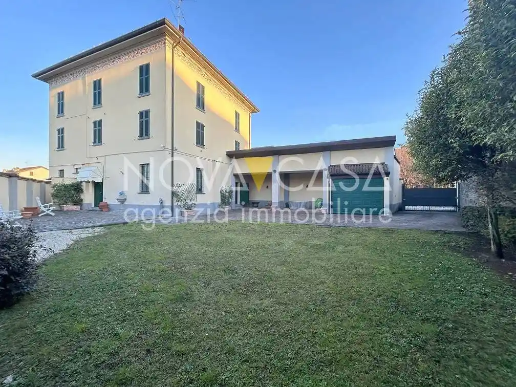 Casa indipendente in vendita a Crema